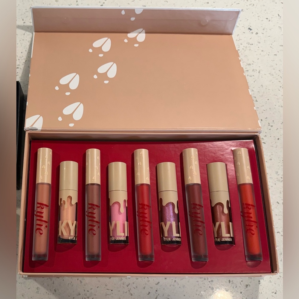 Kylie Cosmetics Holiday Collection Lipstick & Lipgloss Vault Full Collection